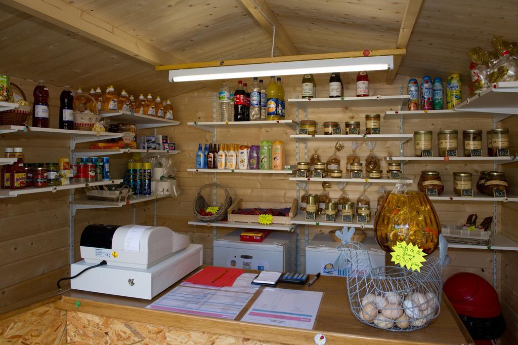 Le Bourdieu Hotel Durfort  Luaran gambar